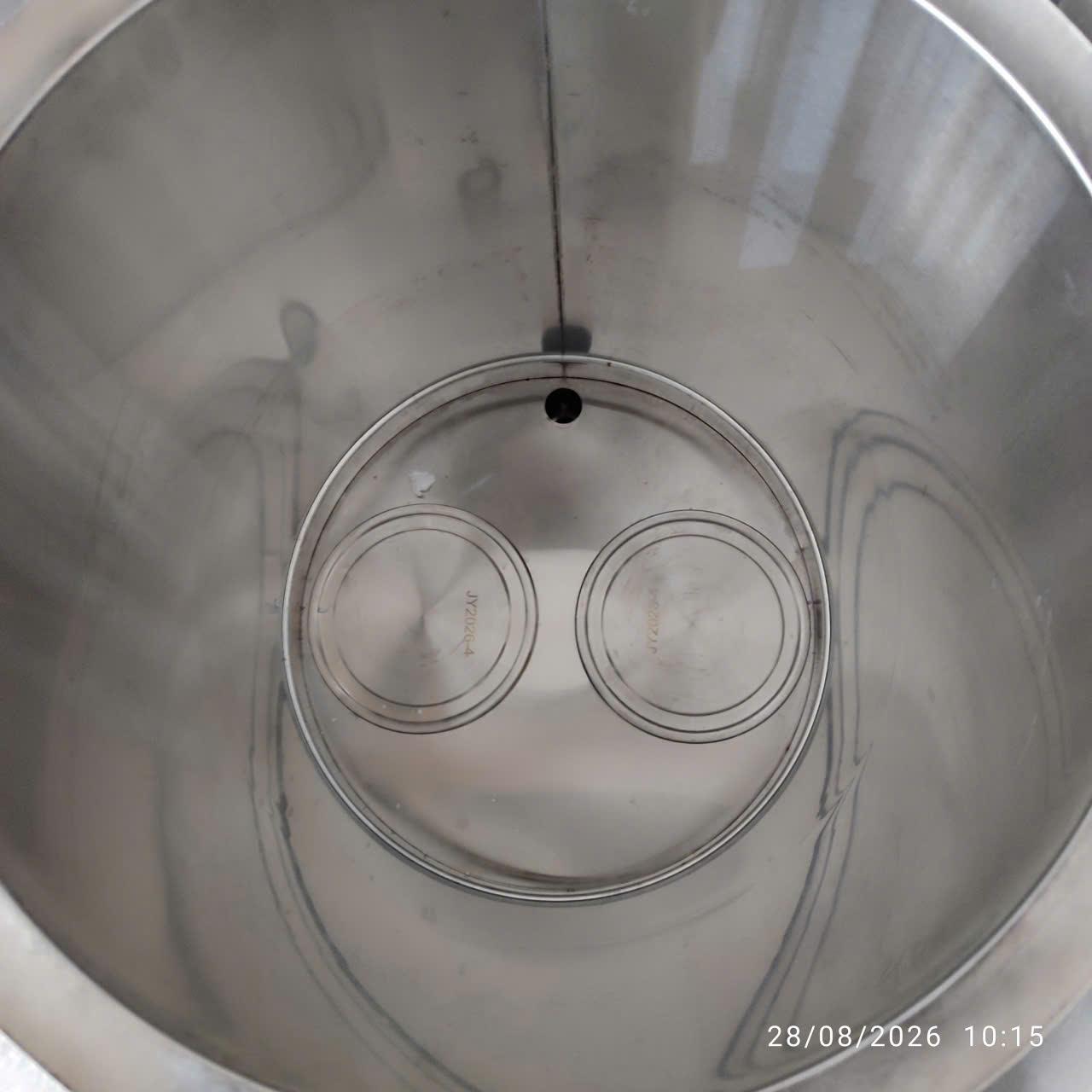 bên trong nồi phở inox (2)